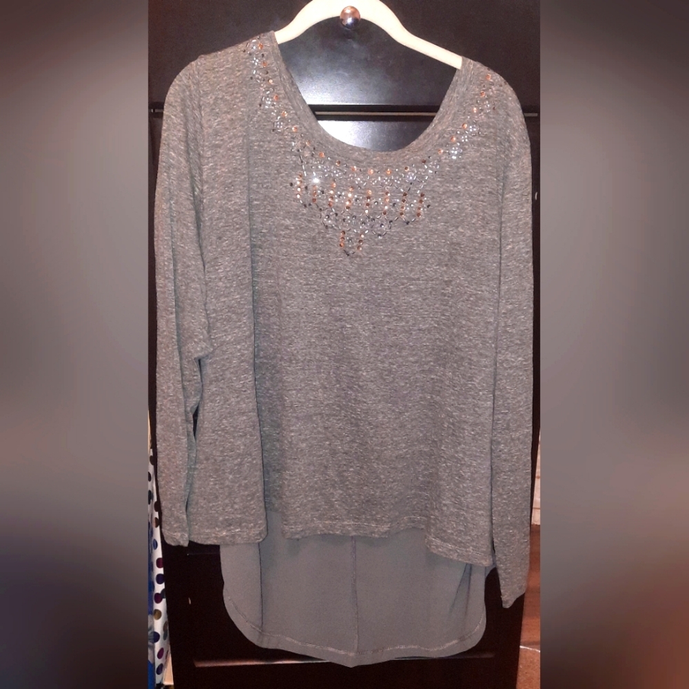 Vintage womens 2X gray Eyeshadow brand pullover blouse.